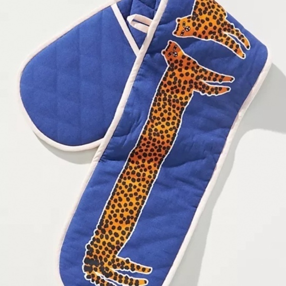 NWT Anthropologie Marcello Velho Long Leopard Double Oven Mitt